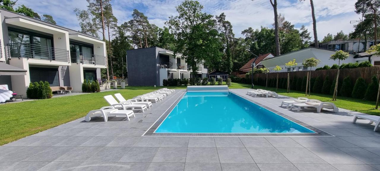 Leo Royal Apartament Pobierowo Eksteriør billede